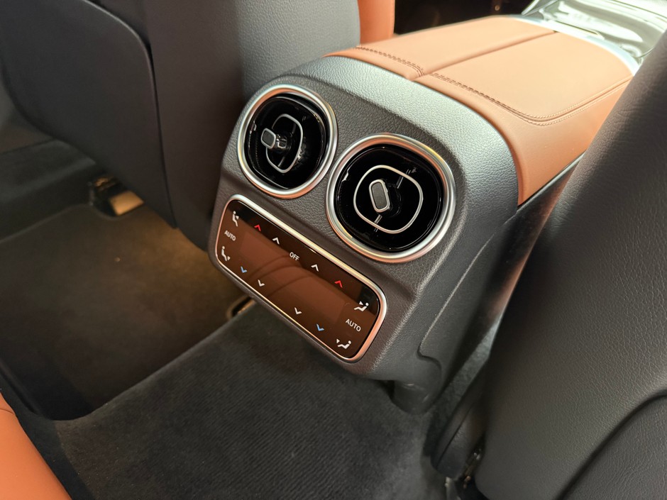 Mercedes C300 de