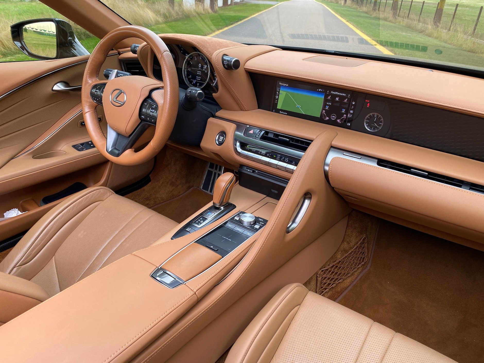 Lexus LC 500 Convertible (2021)