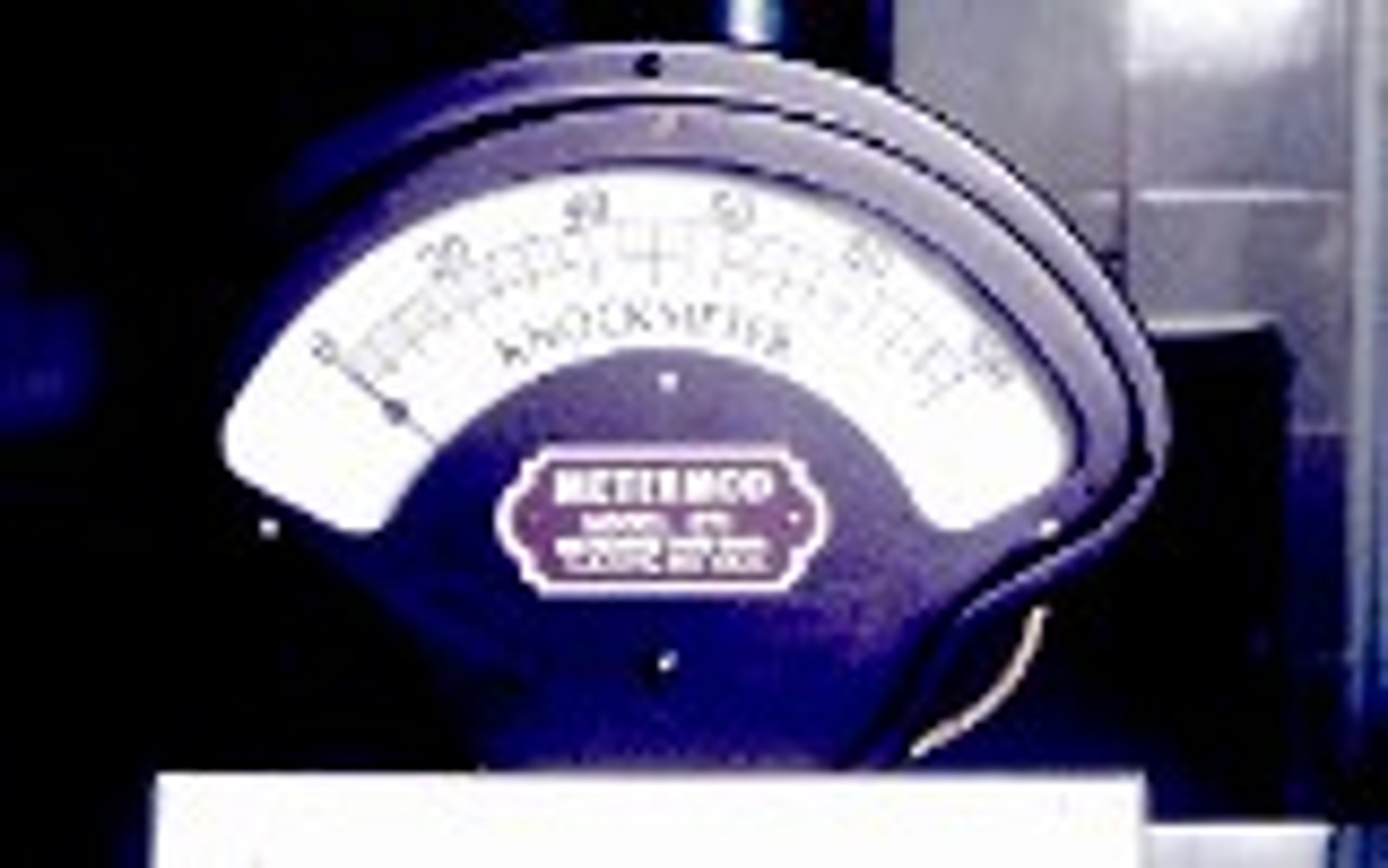 Co nam leją do baku?