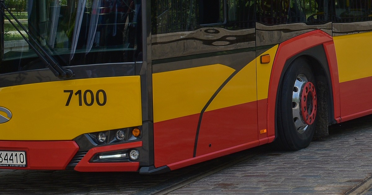 Autobus komunikacji miejskiej