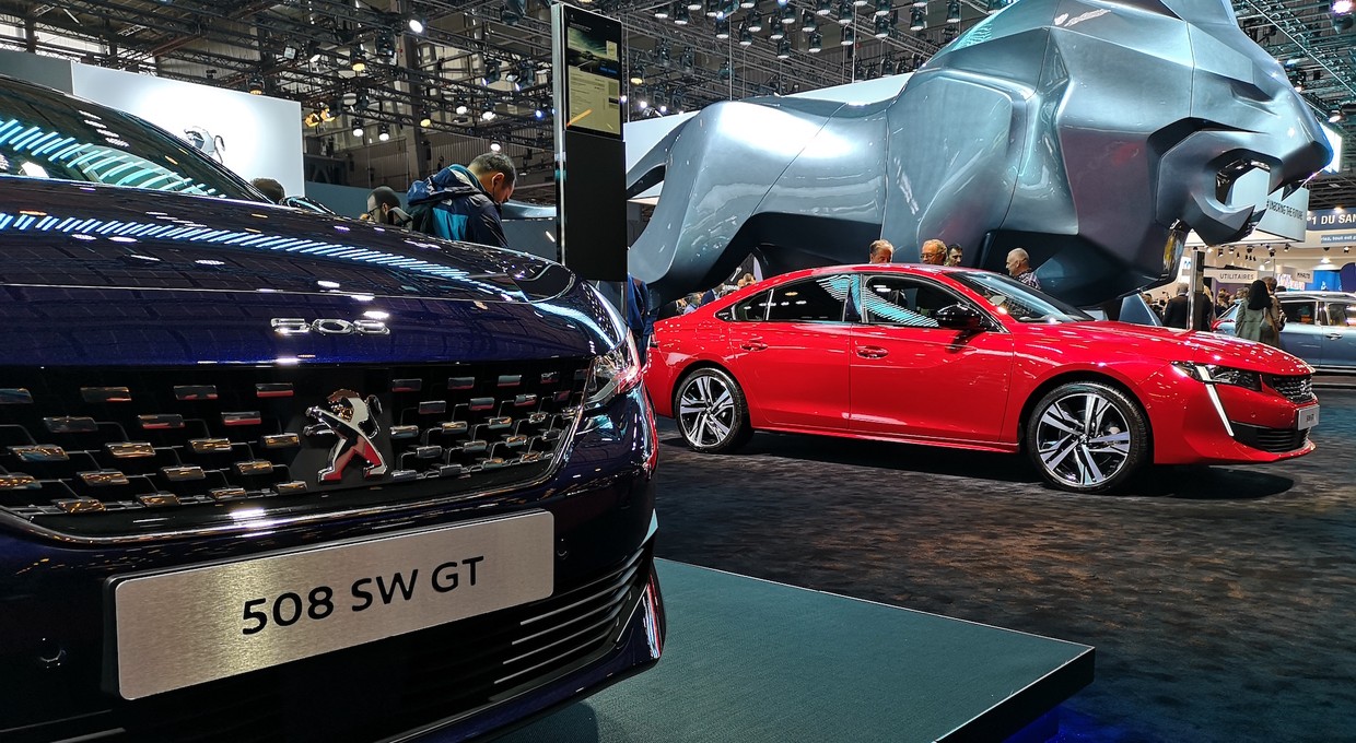Peugeot u siebie – paryskie premiery
