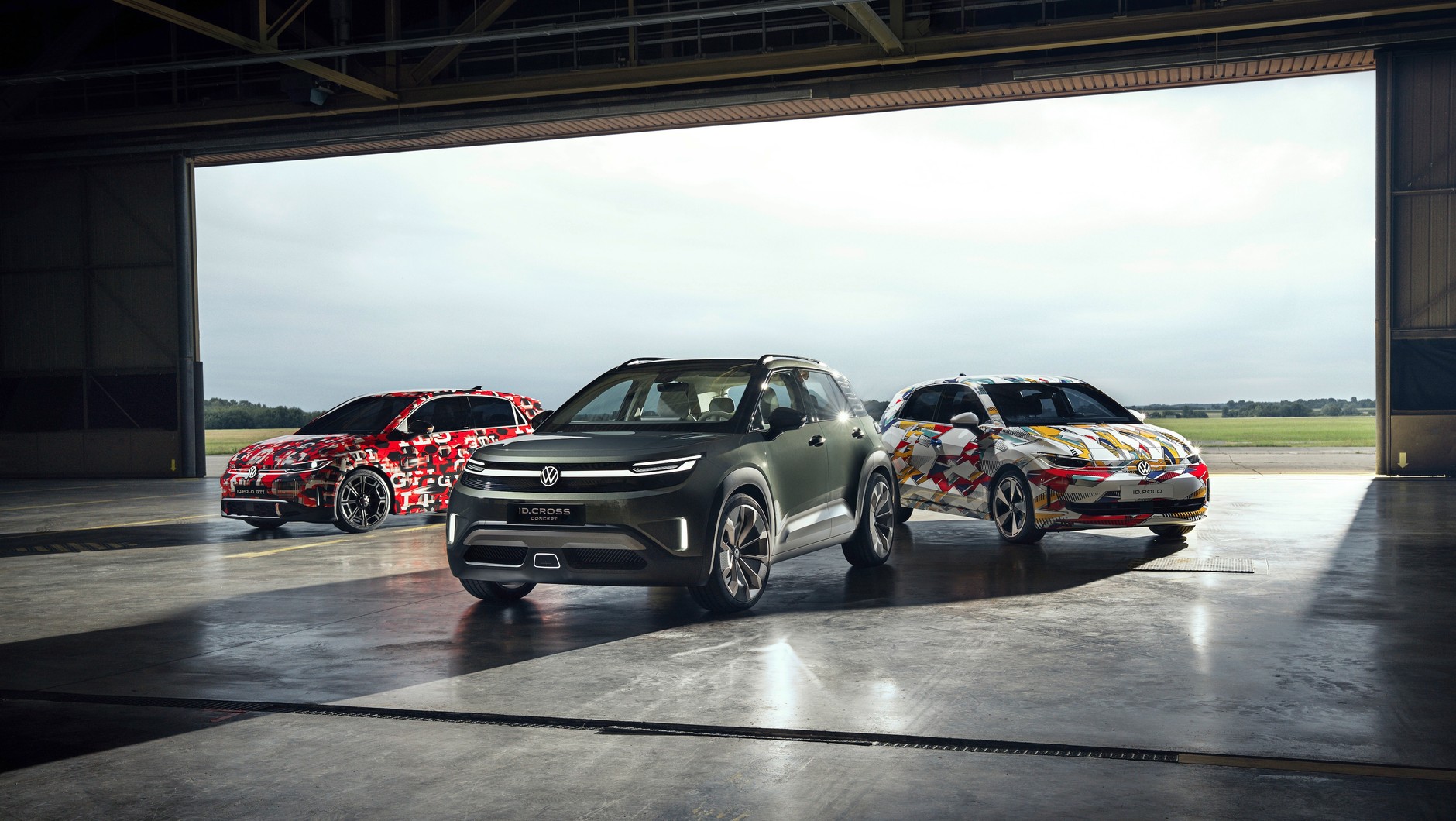 Volkswagen ID. Cross oraz zakamuflowane ID. Polo i ID. Polo GTI