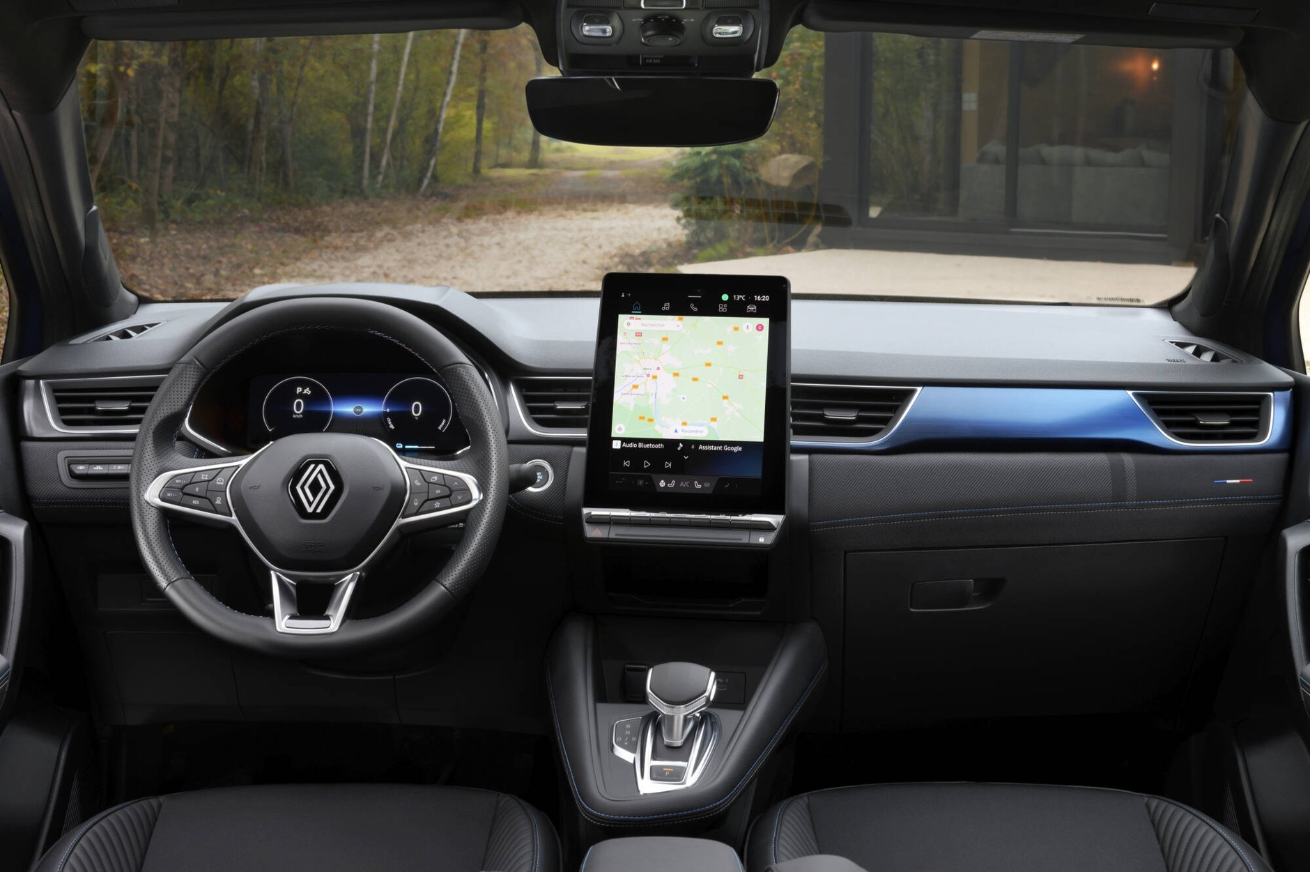 Kabina Renault Captur po modernizacji