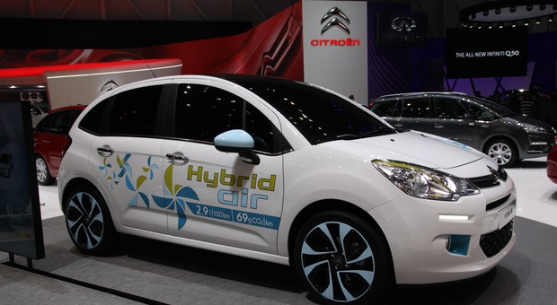 Citroen C3 Hybrid Air (Genewa 2013)
