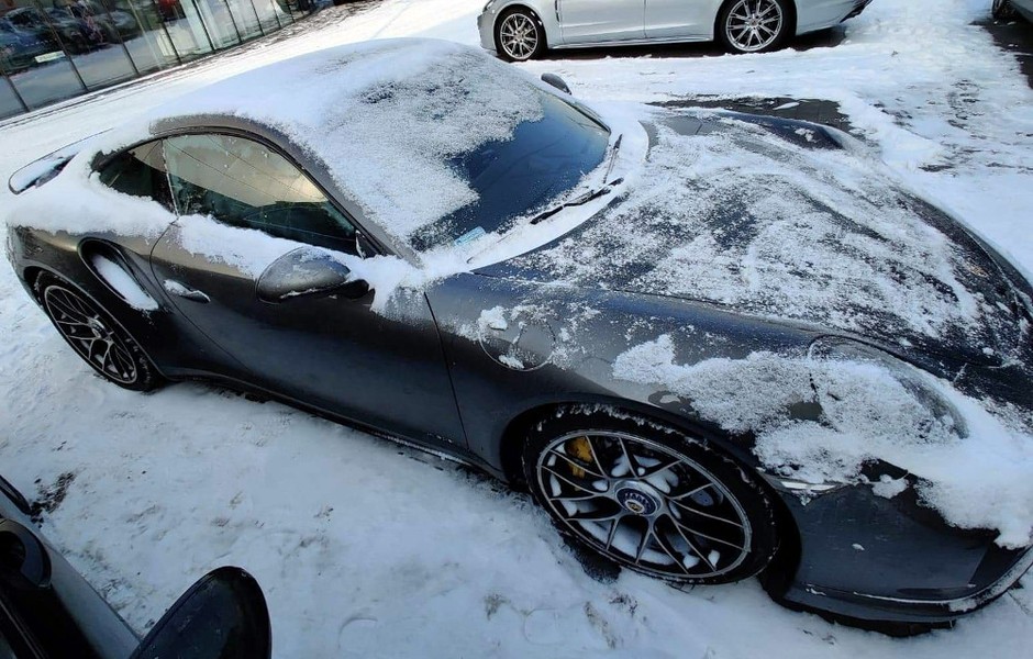 Odzyskane Porsche 911 Turbo S