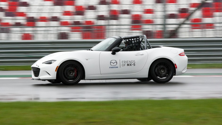 Mazda MX-5 Cup