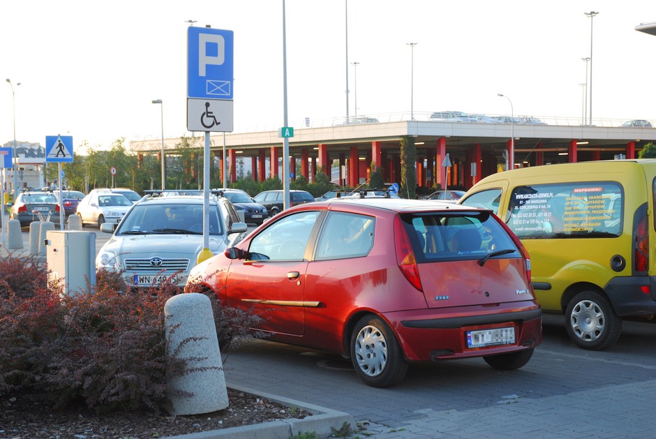 Parkowanie na miejscu 
dla osób niepełnosprawnych