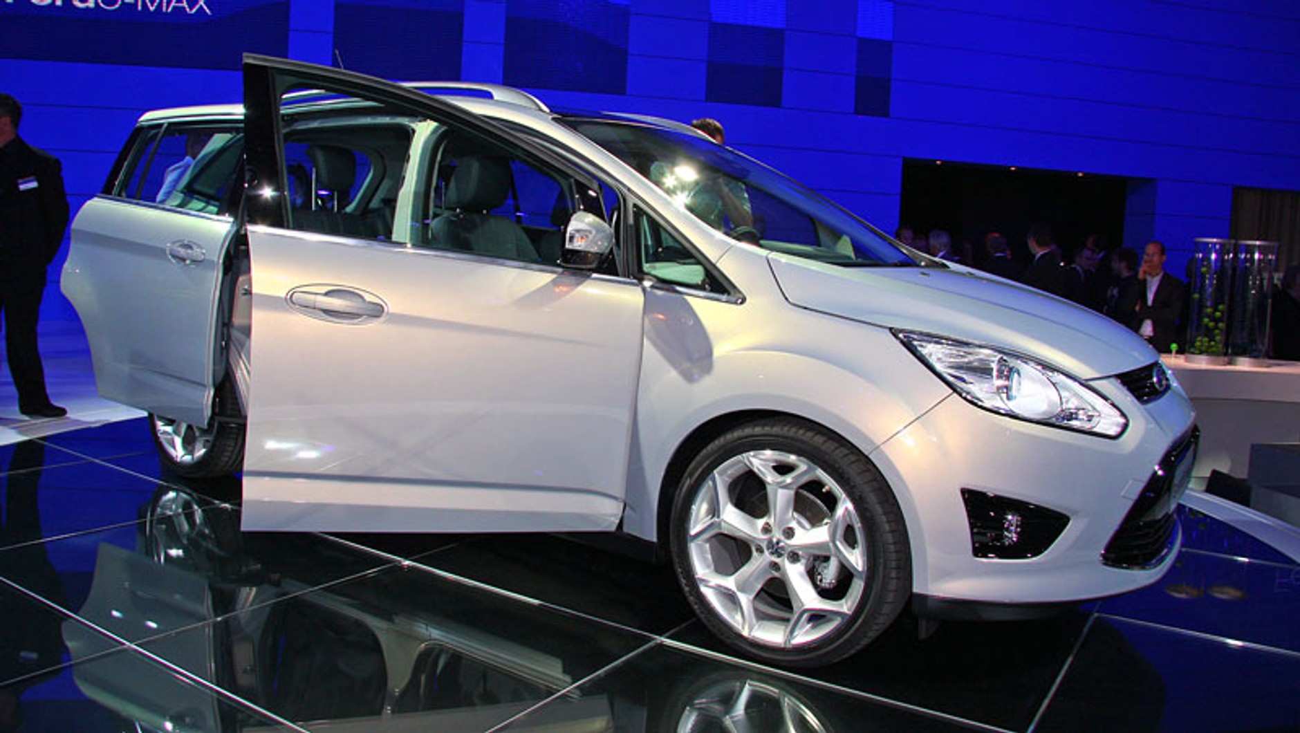 IAA Frankfurt 2009: Ford C-Max a Grand C-Max - rok przed premierą