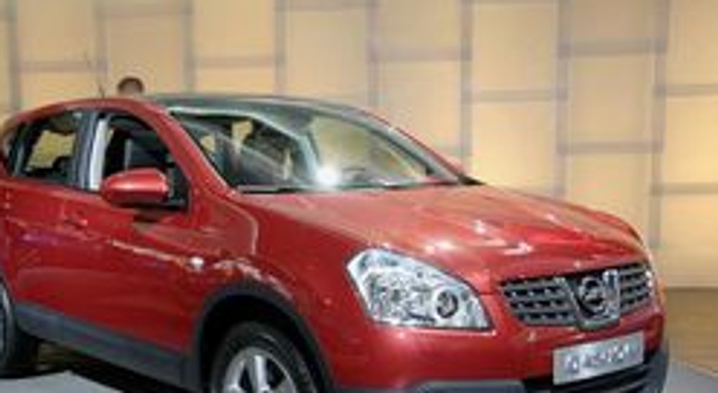 Nissan: Qashqai z przekładnię automatyczną CVT