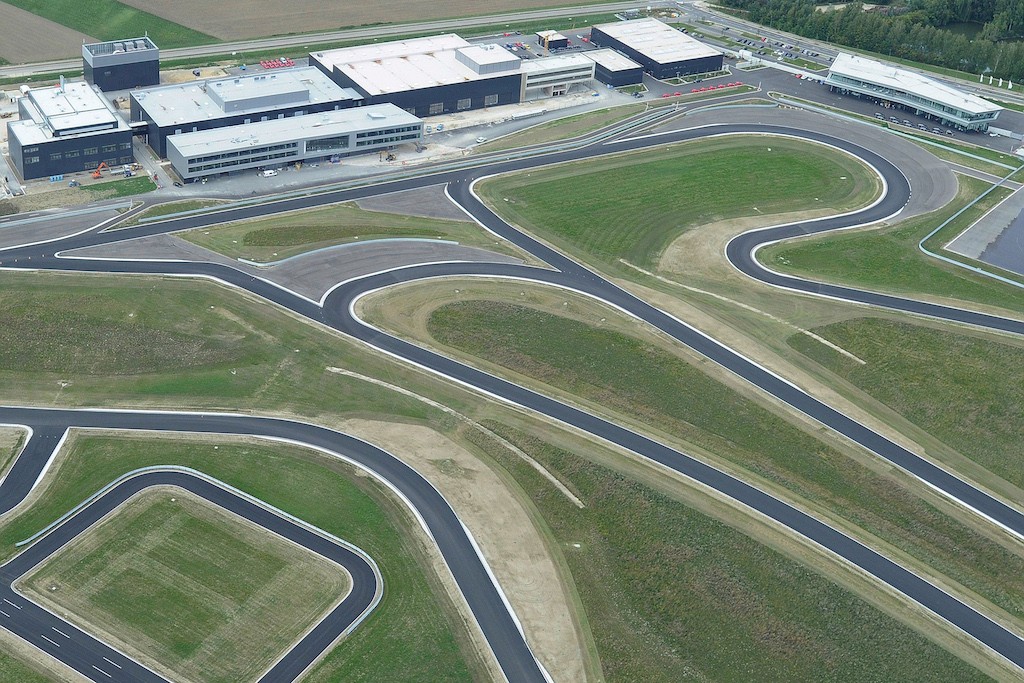 Centrum Nowoczesnych Technologii Audi