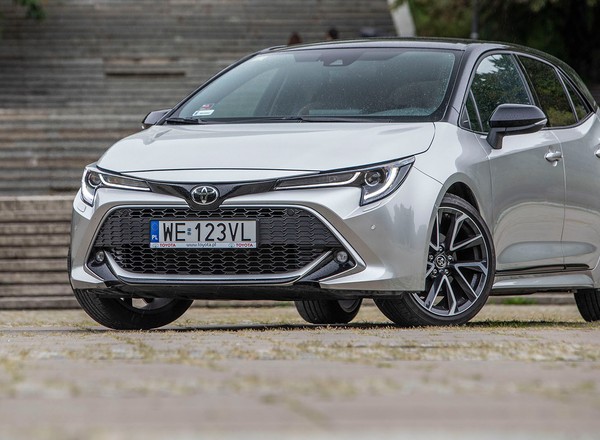Toyota Corolla 1.2 Turbo - czy to dobra alternatywa dla hybrydy?
