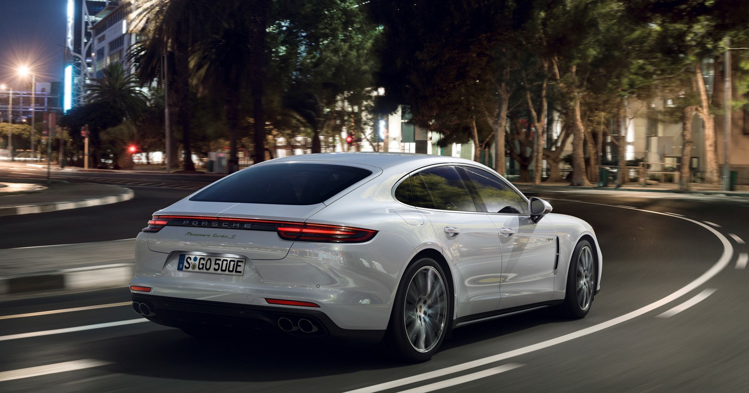 Porsche Panamera Turbo S E-Hybrid
