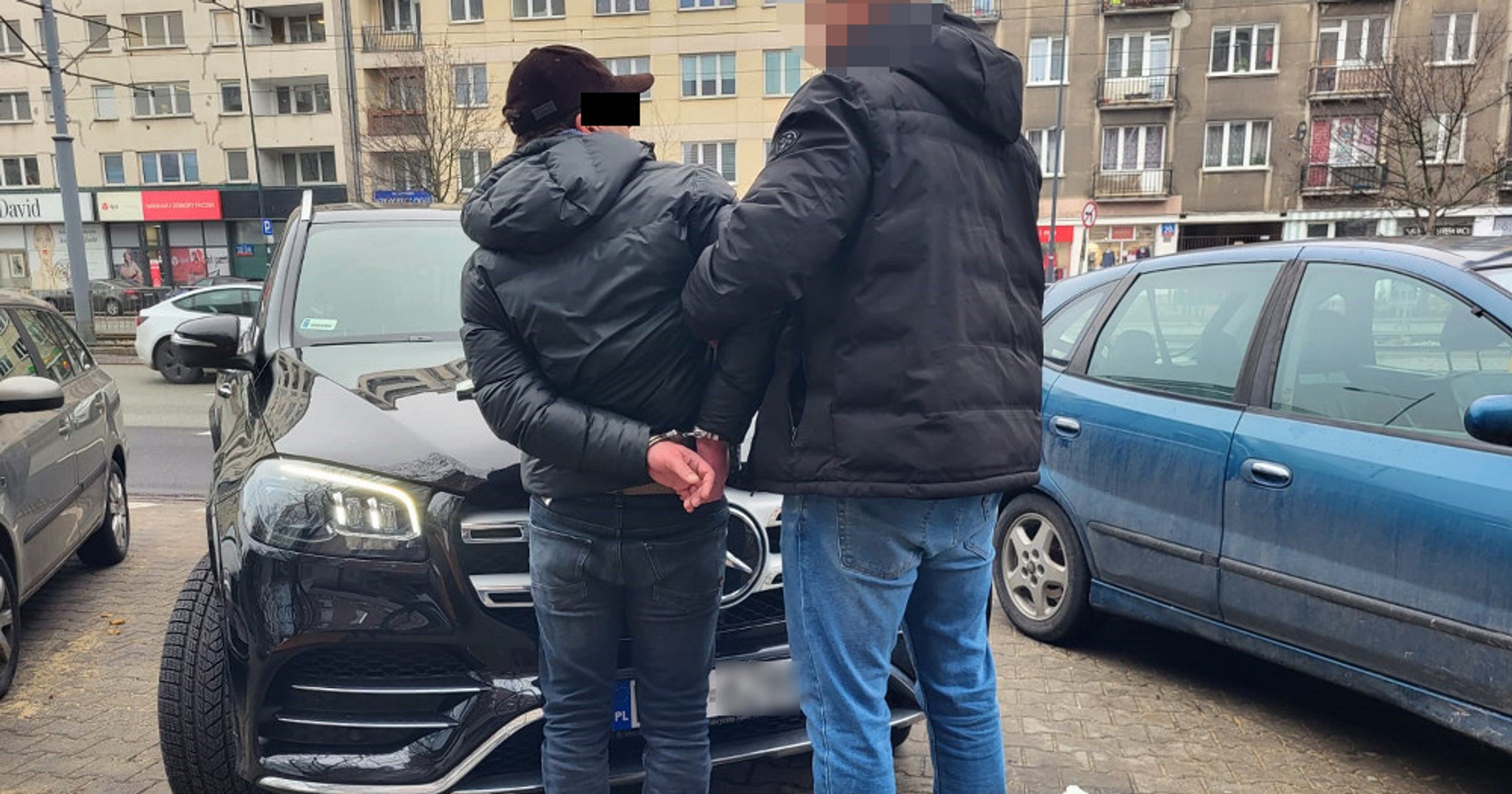 Obywatel Gruzji zatrzymany za kradzież i próbę przekupstwa