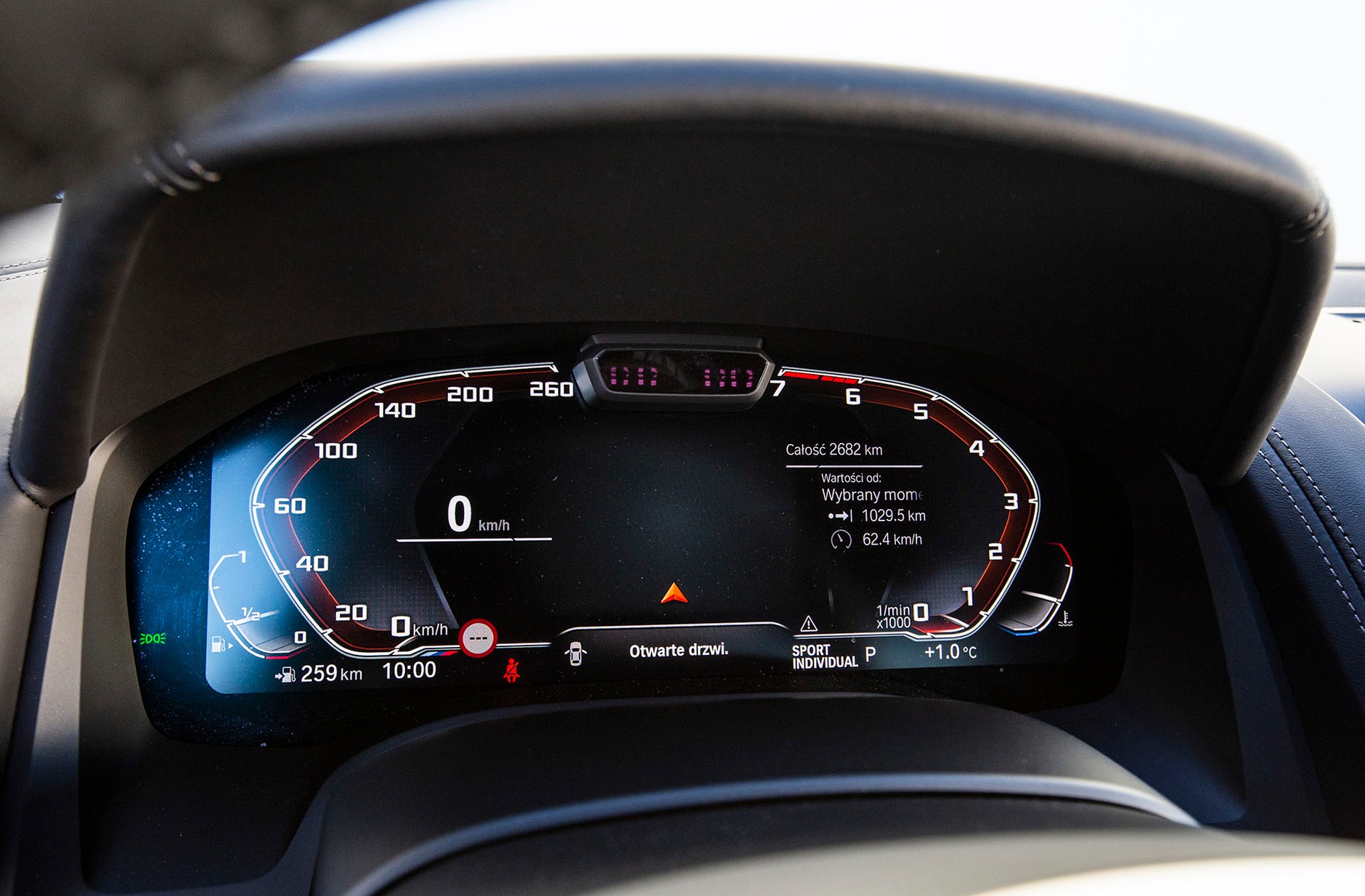 BMW M850i xDrive - co tak naprawdę potrafi topowy wariant BMW M850i?