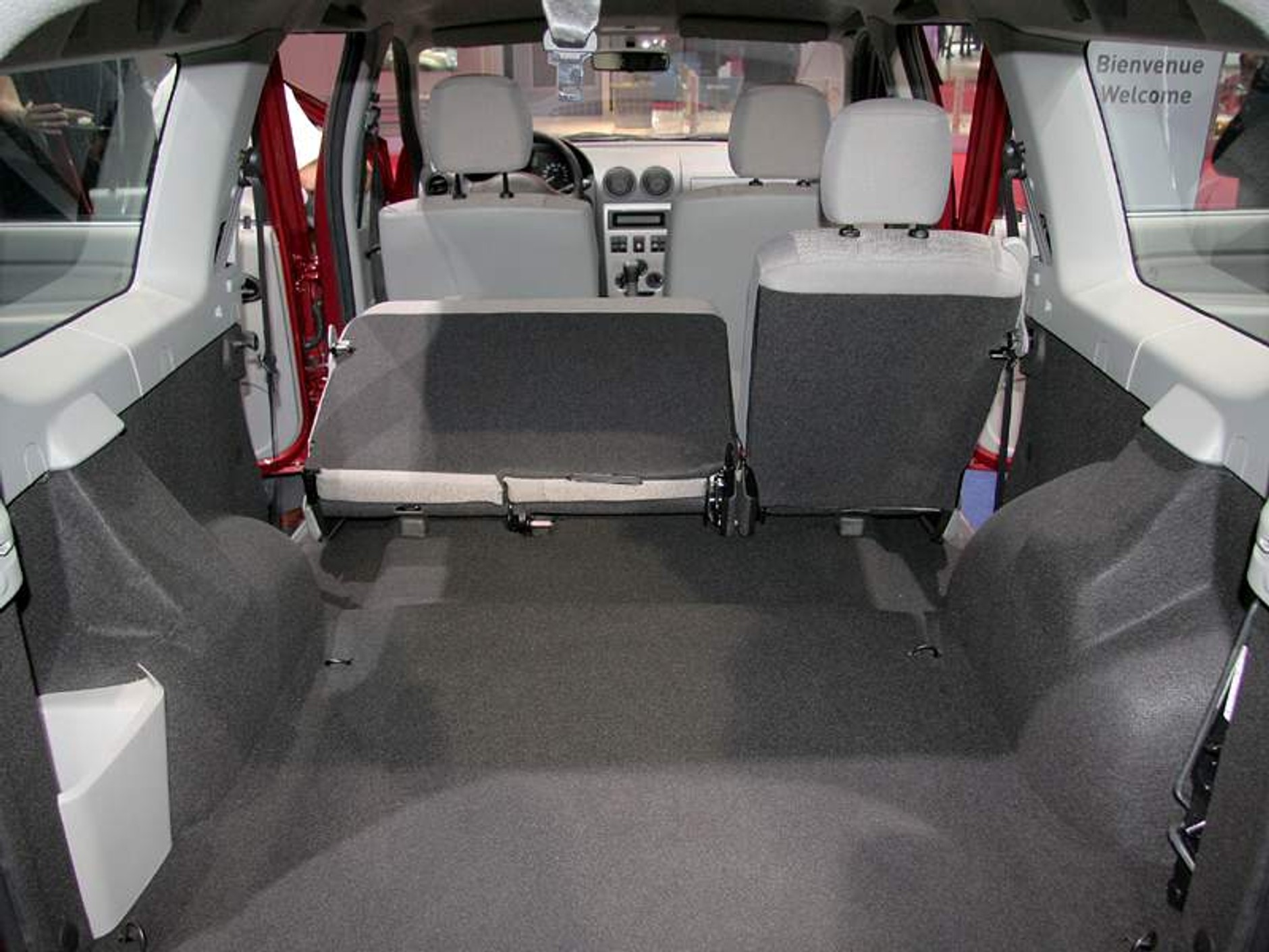 Dacia Logan kombi: pierwsze wrażenia z Paryża