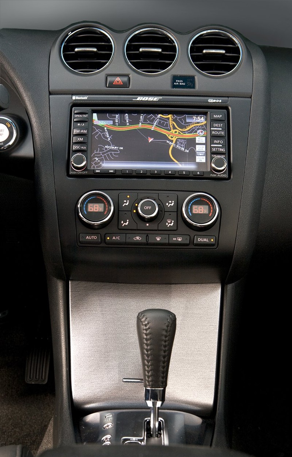 Nissan Altima 2010: amerykański facelifting na rok 2010