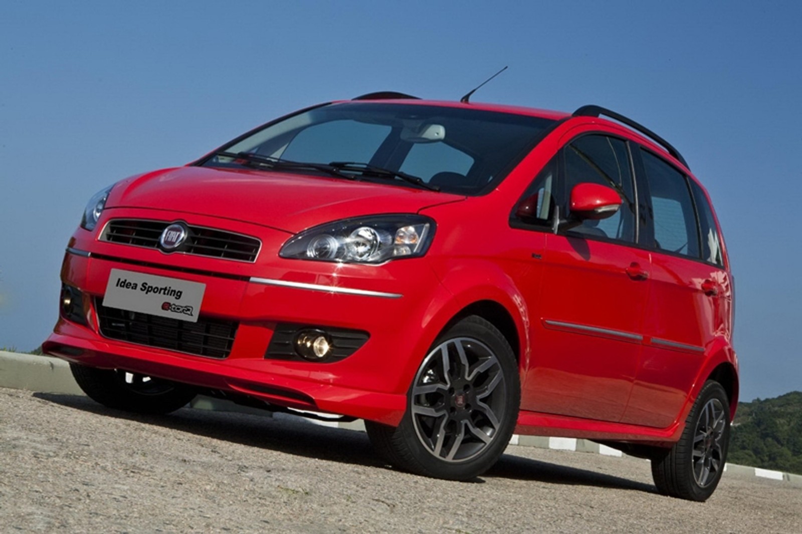 Fiat Idea odnowiony – kogo to obchodzi?