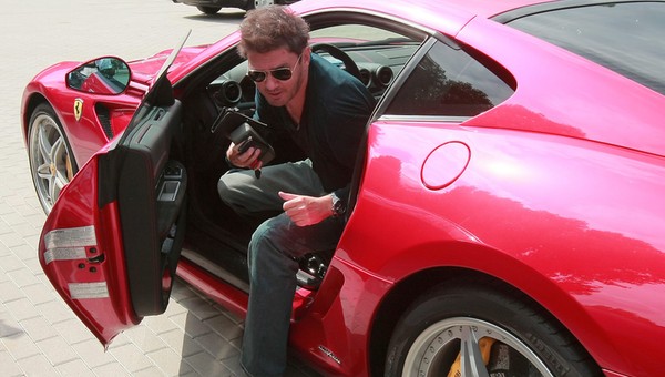 Ferrari, Bentley, Lamborghini. Imponująca kolekcja aut Kuby Wojewódzkiego [ZDJĘCIA]