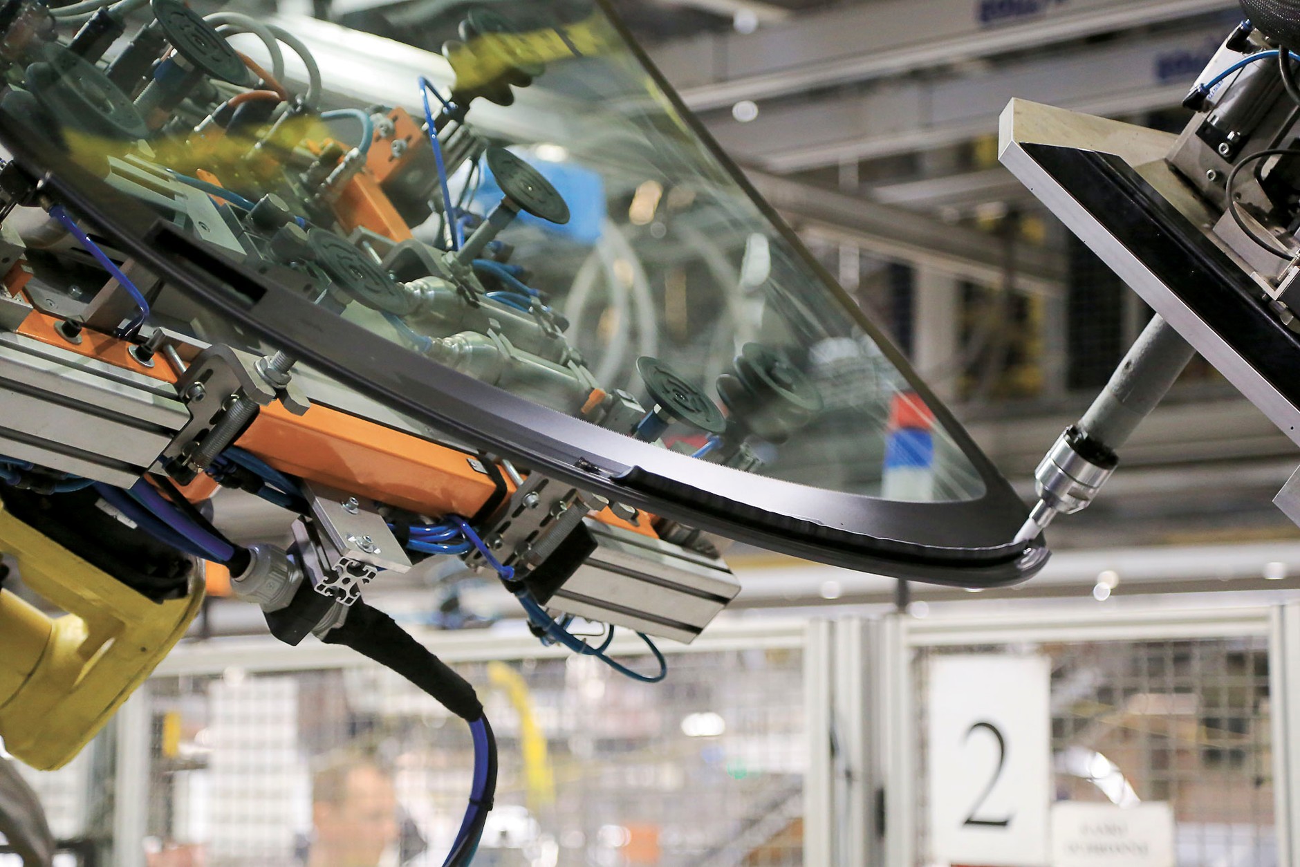 Fabryka Opla w Gliwicach: etapy produkcji Astry na wydziale montażu