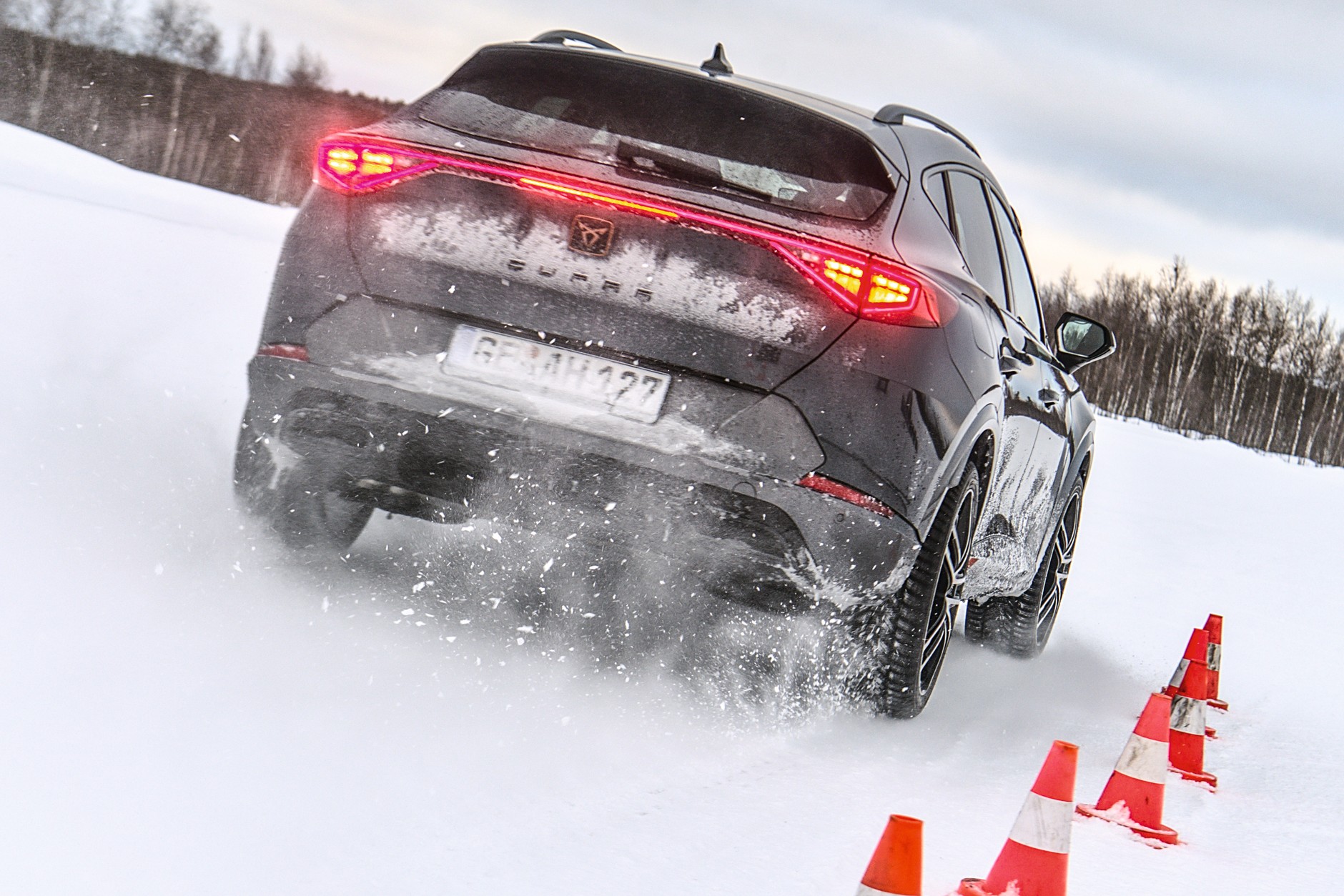 Napęd 4x4 nie zastąpi dobrych opon