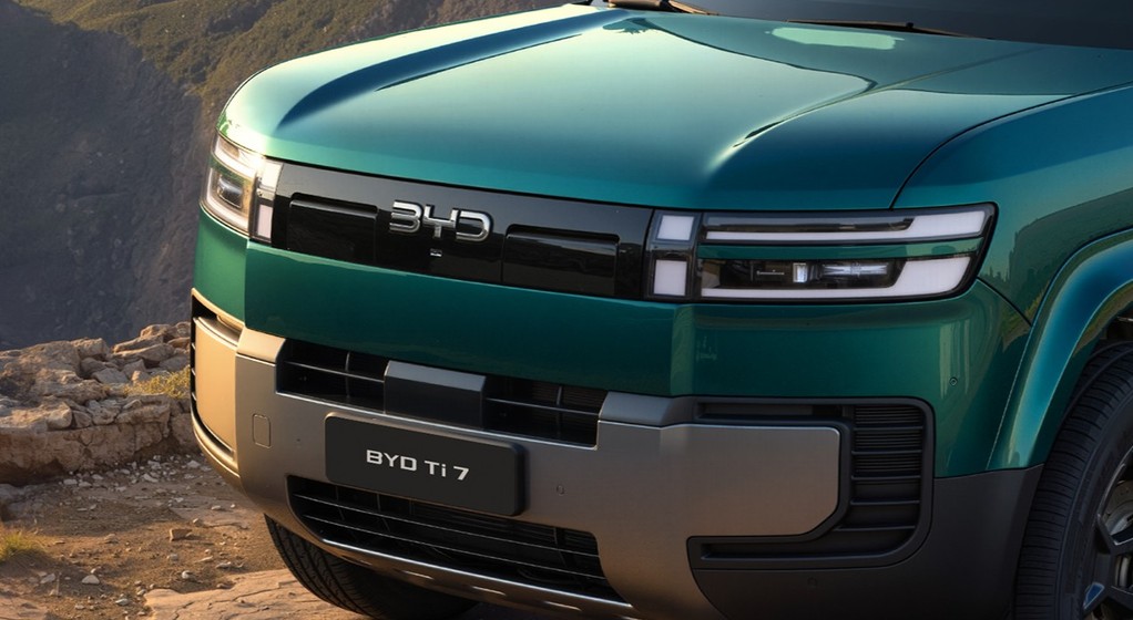 BYD Ti7