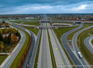GDDKiA zmienia organizację ruchu na ważnych węzłach na S2 i S17. Czy kierowcy nie będą już stać w korkach?