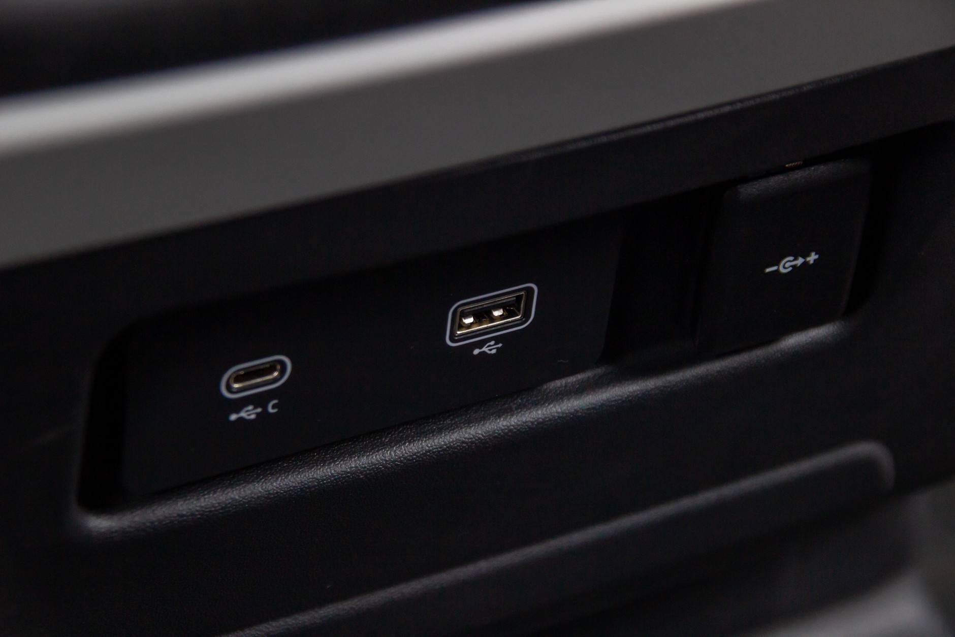 Land Rover Defender Hard Top