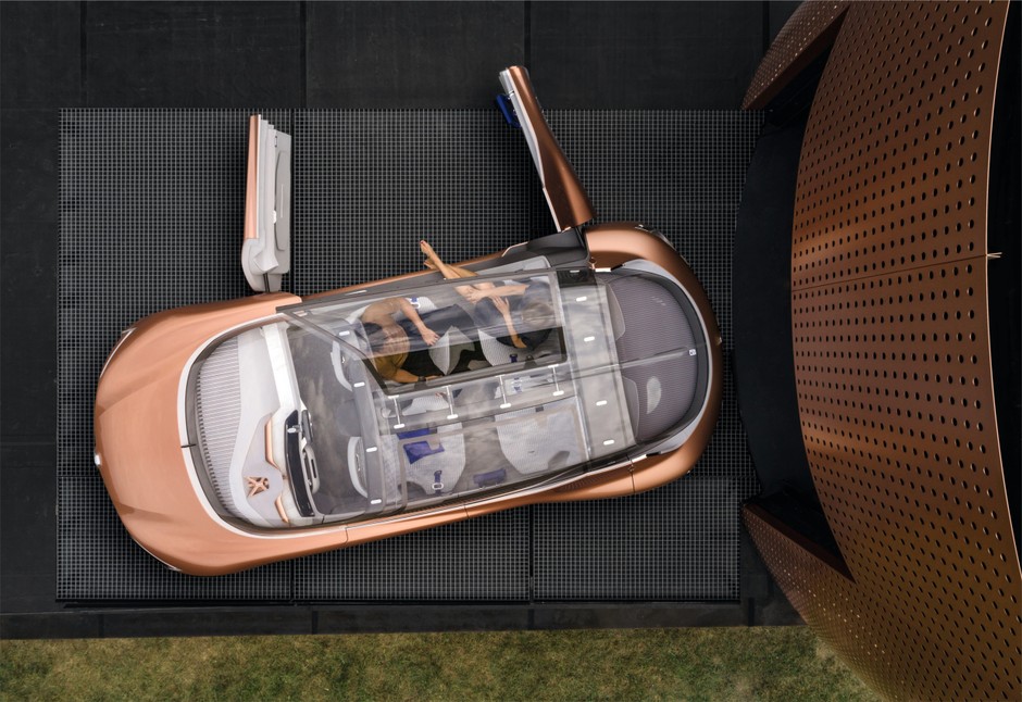 Renault Symbioz - do niego się wchodzi a nie wsiada