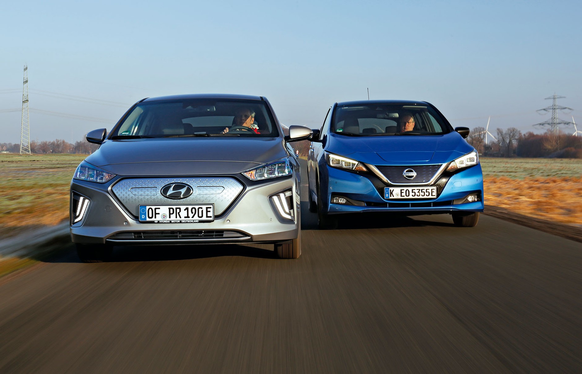 Hyundai Ioniq kontra Nissan Leaf - auta elektryczne dla ludu