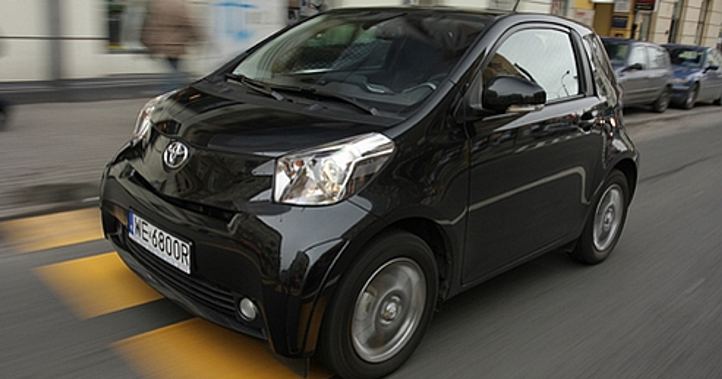Toyota iQ 1.0 SOL: Kup, kliknij  i jedź. Enter!