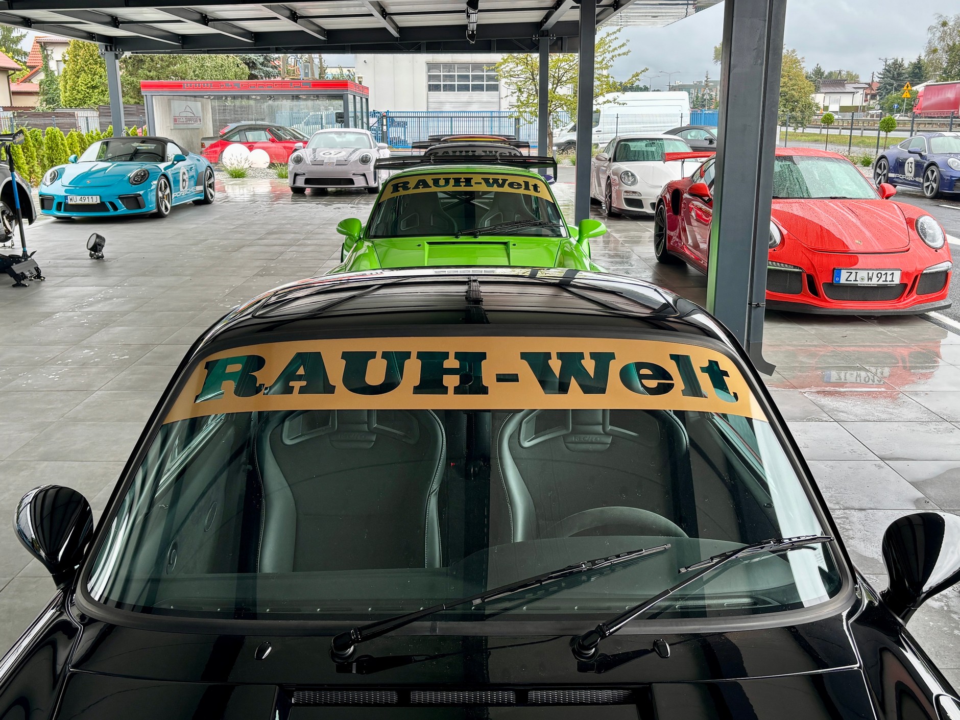 Otwarcie nowej siedziby 911 Garage i budowa kolejnego RWB