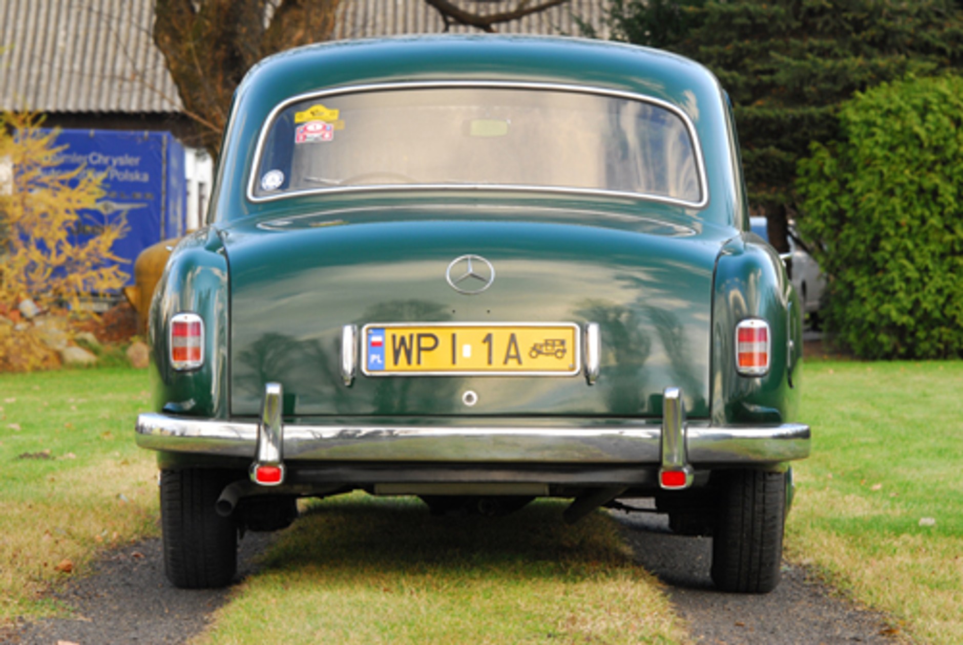 Mercedes 180 D - Ponton z... kołami