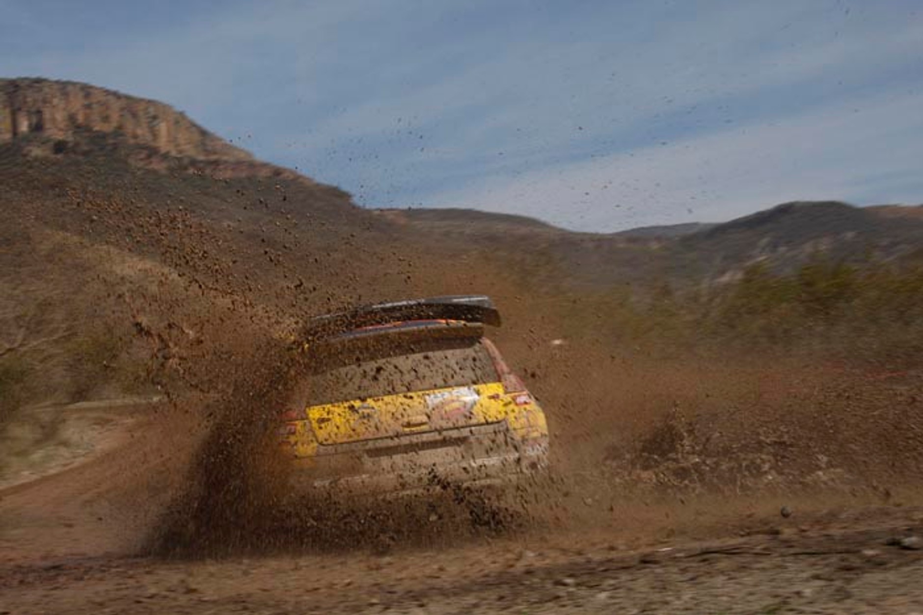 Rajd Meksyku 2010: faworyci za Petterem Solbergiem - Loeb ucieka, Hirvonen próbuje gonić (relacja z 2. etapu)