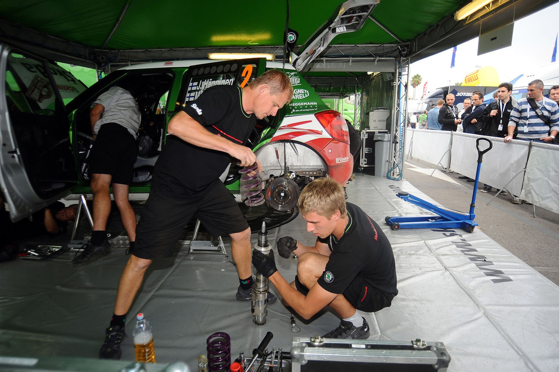 Rajd San Remo 2010: Peugeot lepszy od Škody (galeria Rallyworld©Willy Weyens)