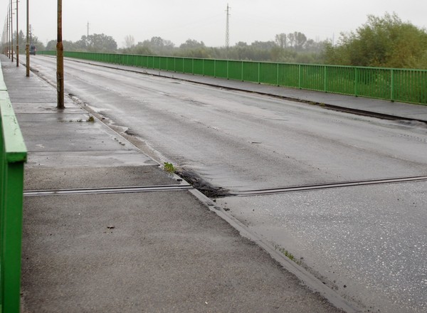 Tarnów traci bezpośrednie połączenie z A4. Most na Dunajcu zamknięty z powodu fatalnego stanu
