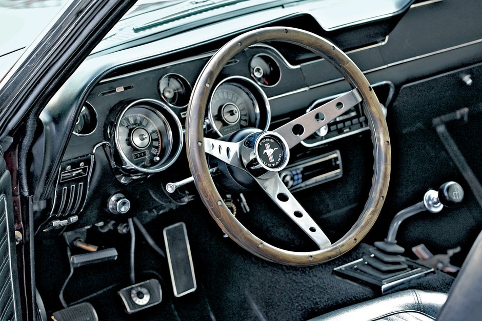 Ford Mustang GT 390
