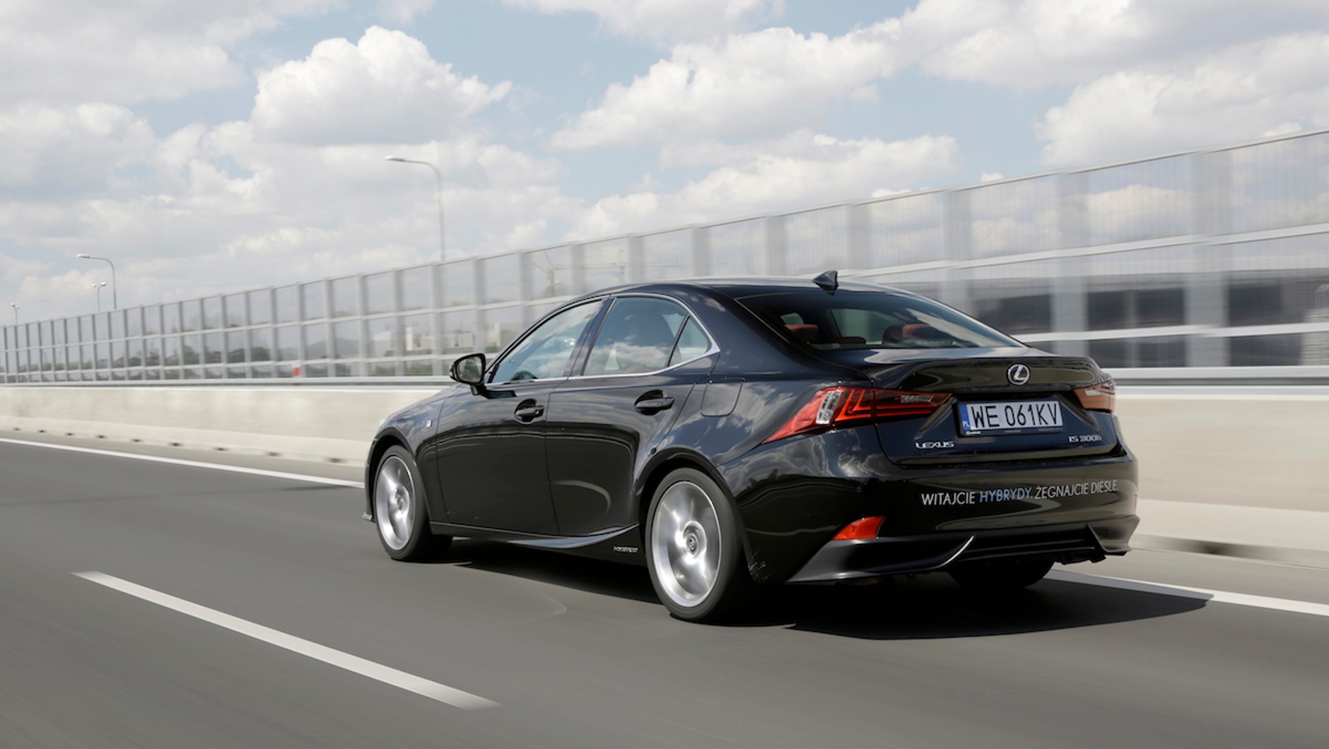 Lexus IS 300h F Sport