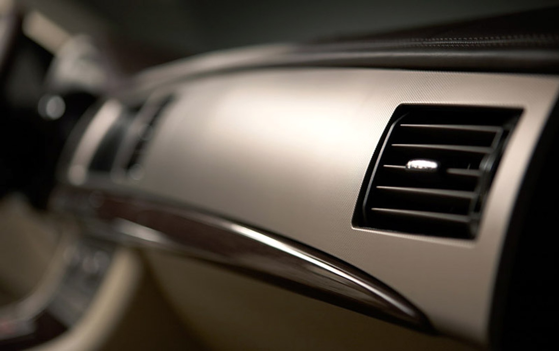 IAA Frankfurt 2007: Jaguar XF – kot ratunkowy (zdjęcia i informacje)