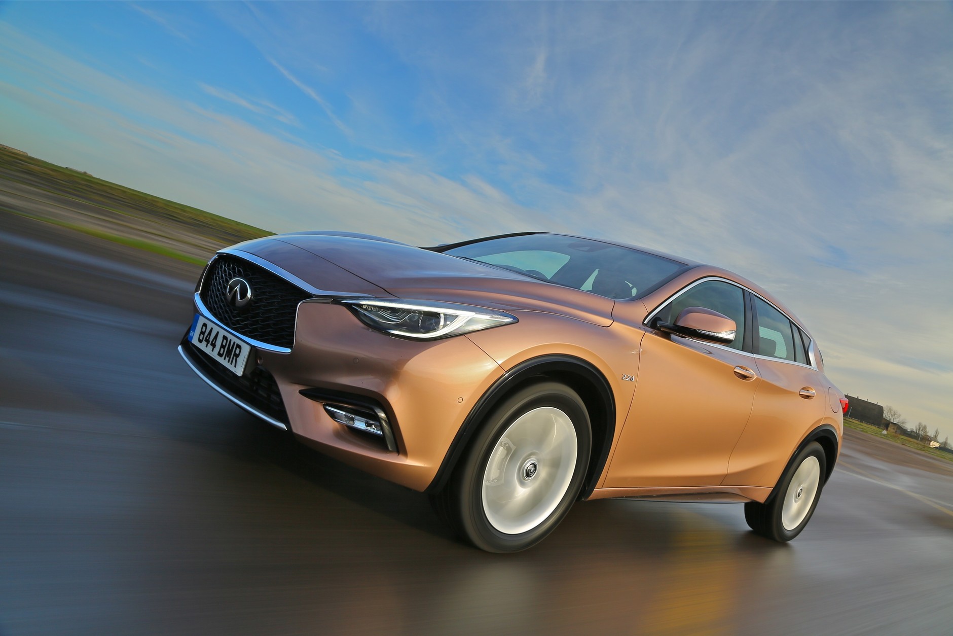 Infiniti Q30