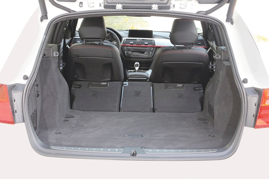 Audi A4 Avant 2.0 TDI Clean Diesel, BMW 320d Touring, Mercedes C250 BlueTec Kombi