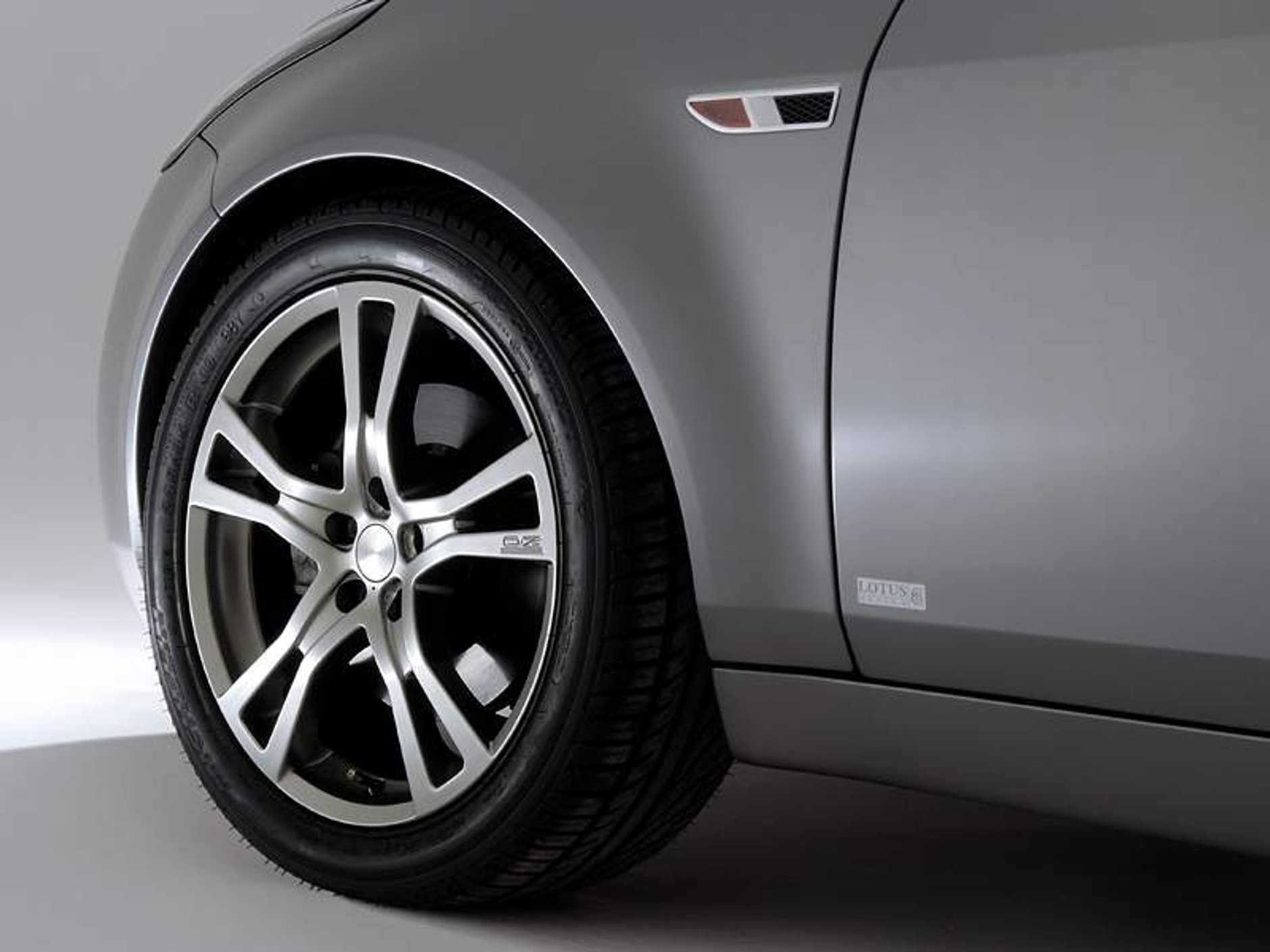 ZAP-X Crossover Electric: studium ze studium