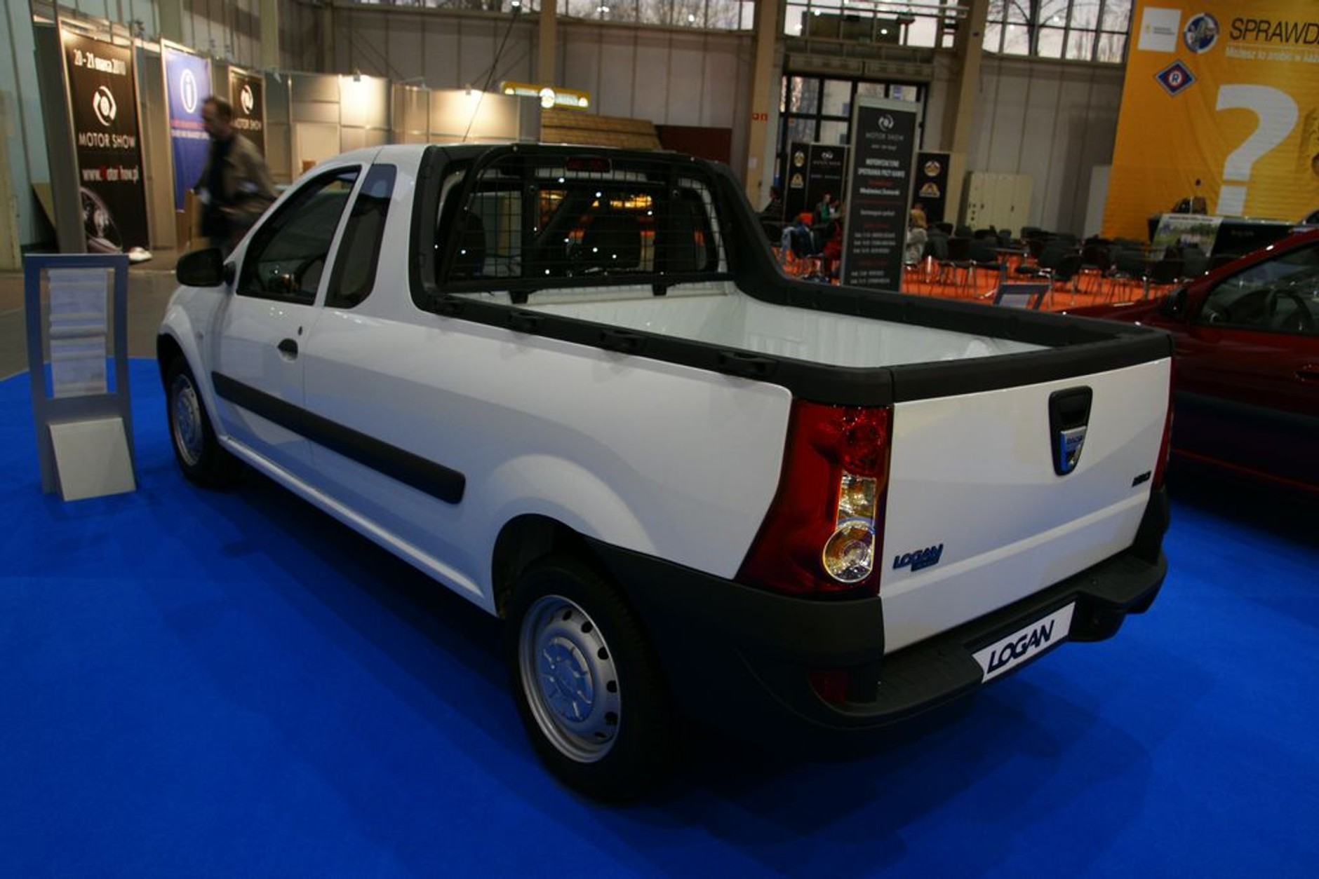 Poznań Motor Show 2010: honor uratowali dilerzy (galeria)