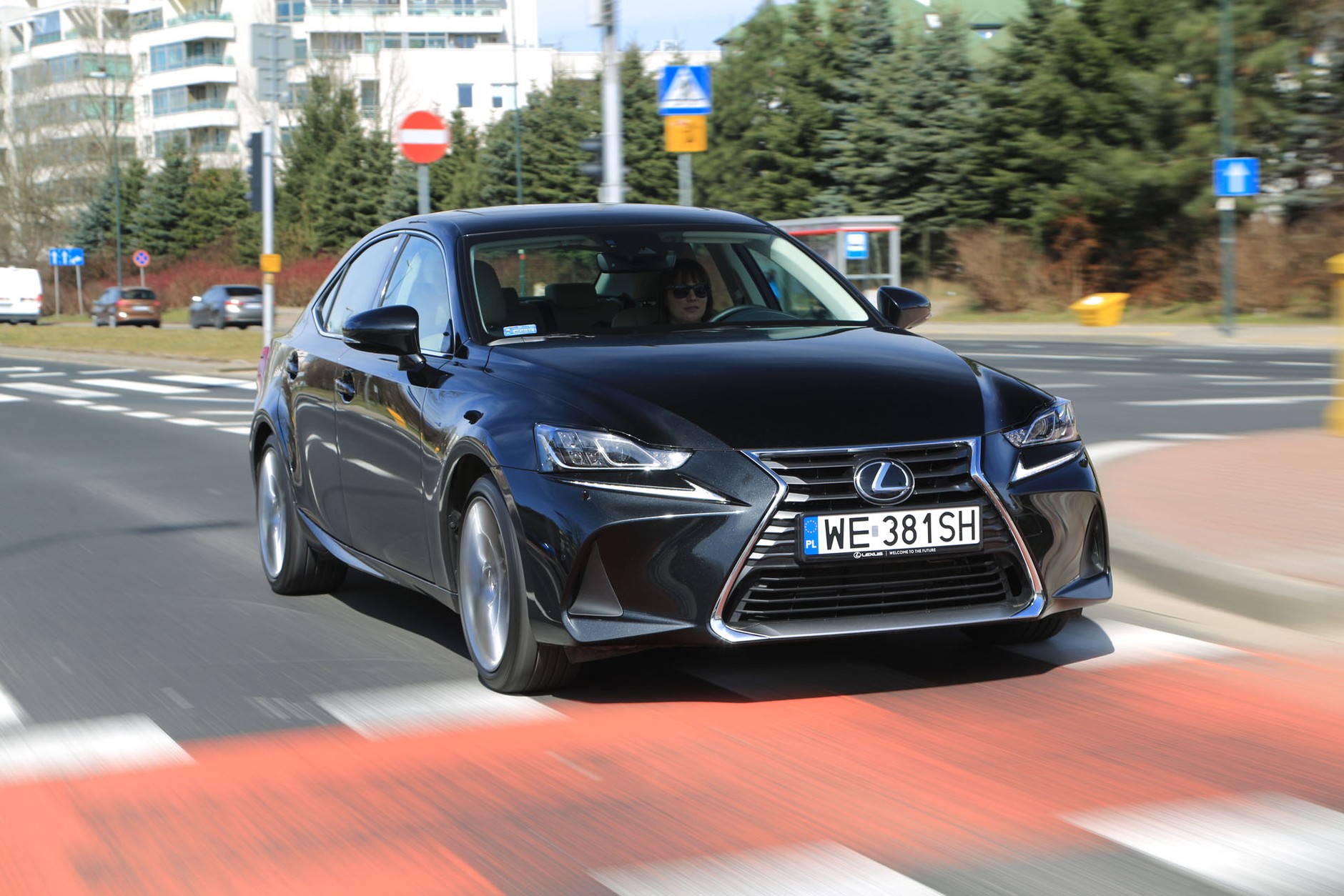 Lexus IS 300 - mocne wrażenia podczas jazdy gwarantowane