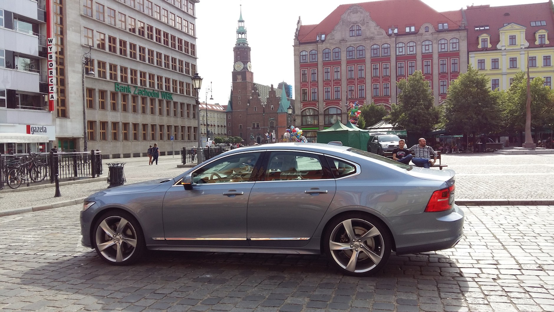 Volvo S90