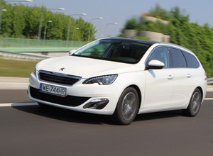 Peugeot 308 SW 1.2 PureTech Allure: Praktyczny, ładny i oszczędny
