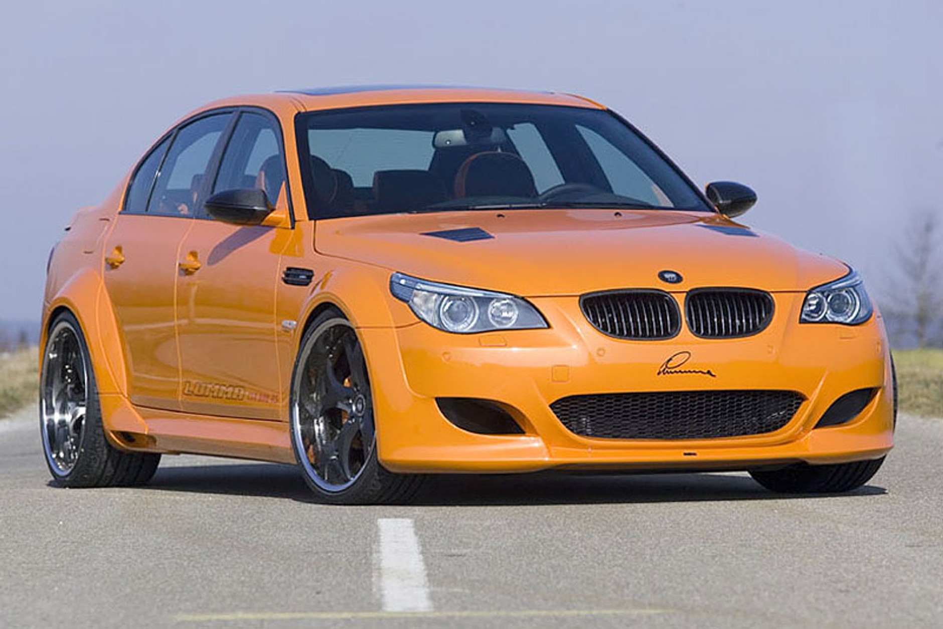 Lumma CLR 500 RS: 560 KM pod maską BMW M5