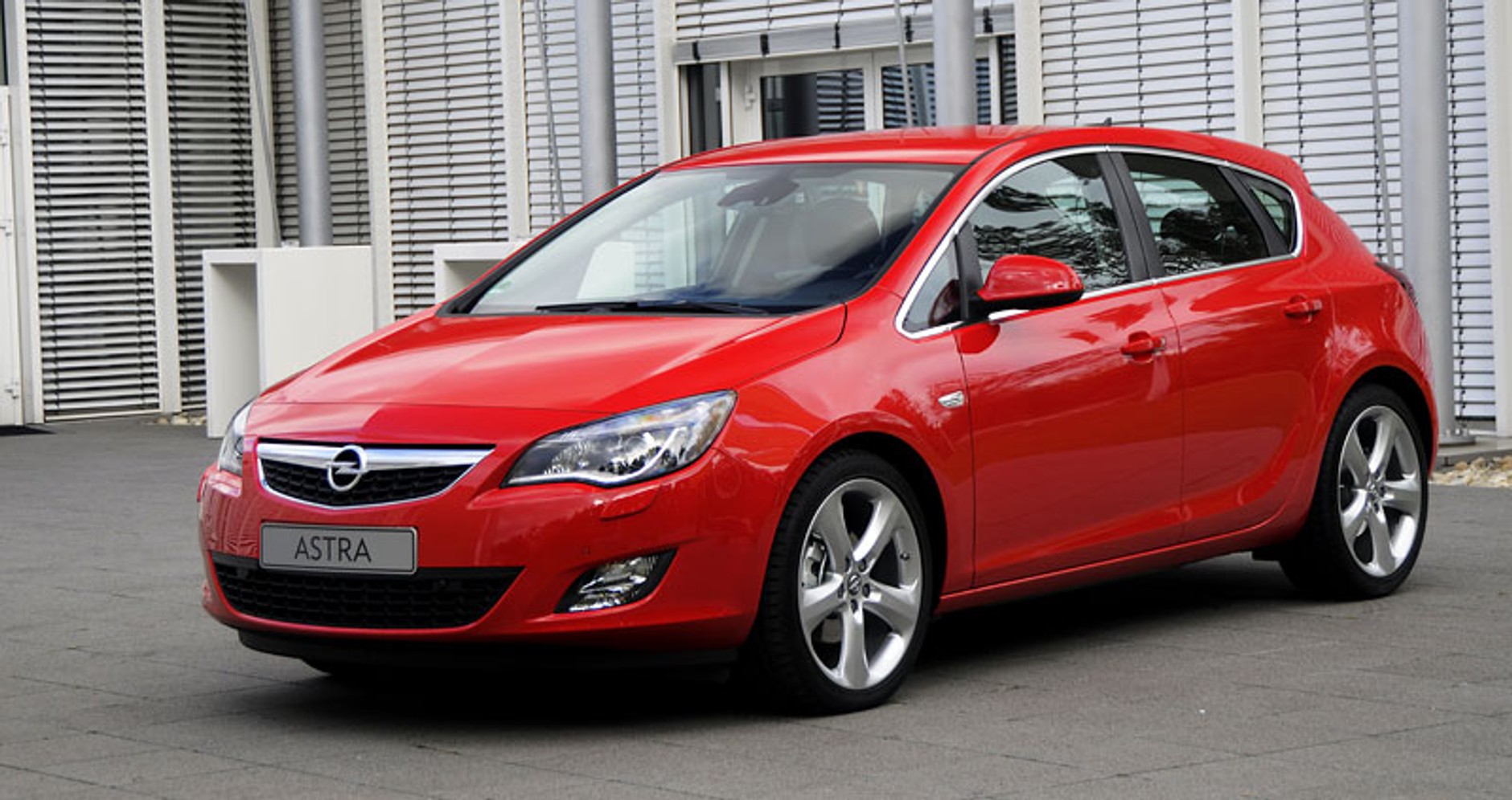 Opel Astra: pierwsze wrażenia z jazdy