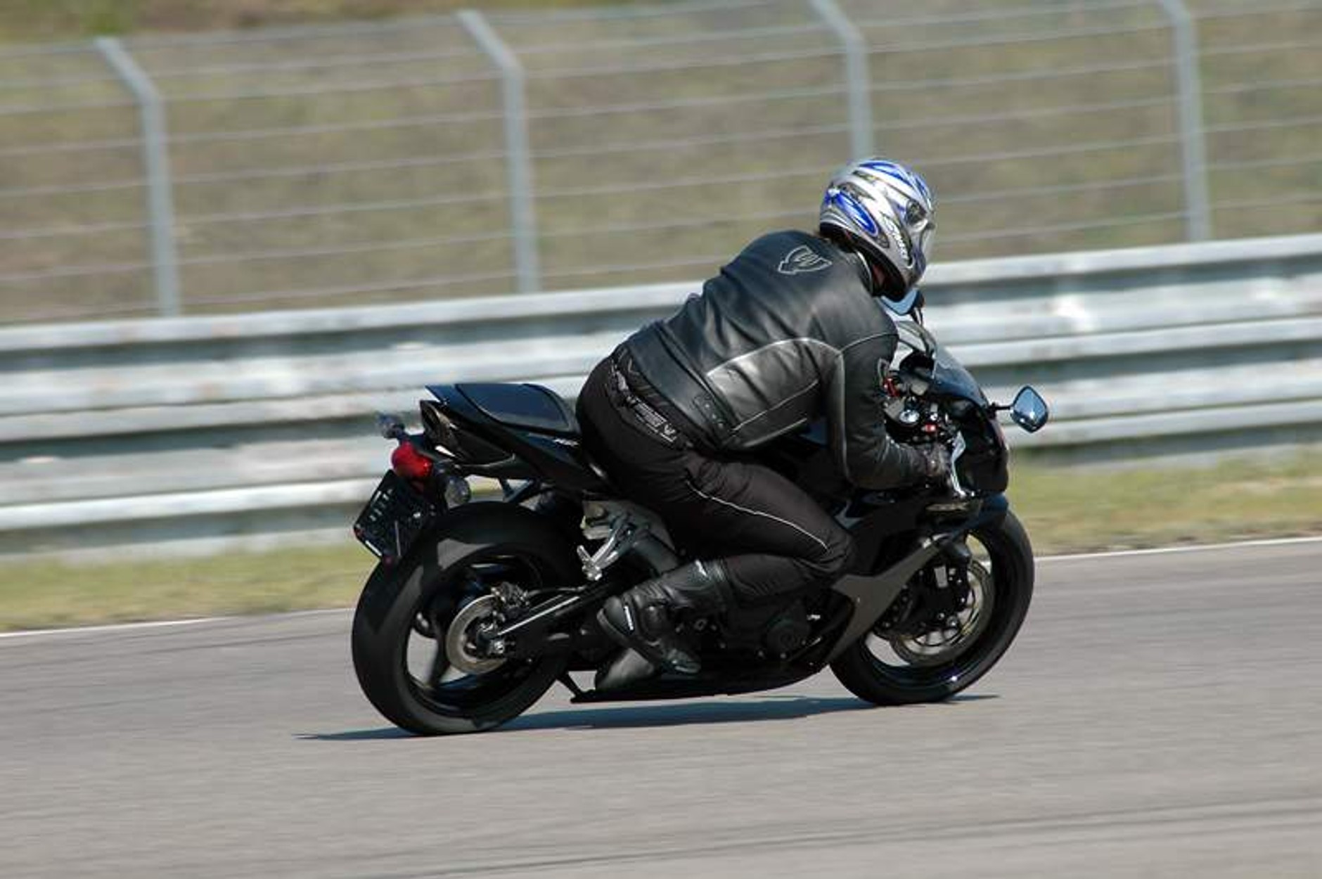 Supermoto Honda Days: nowy CBR600RR na torze