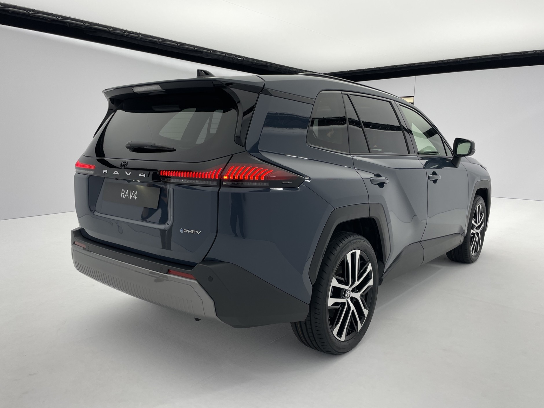 Nowa Toyota RAV4 (2025)