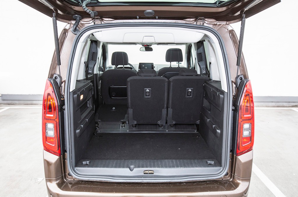 Opel Combo Life w stylu vana